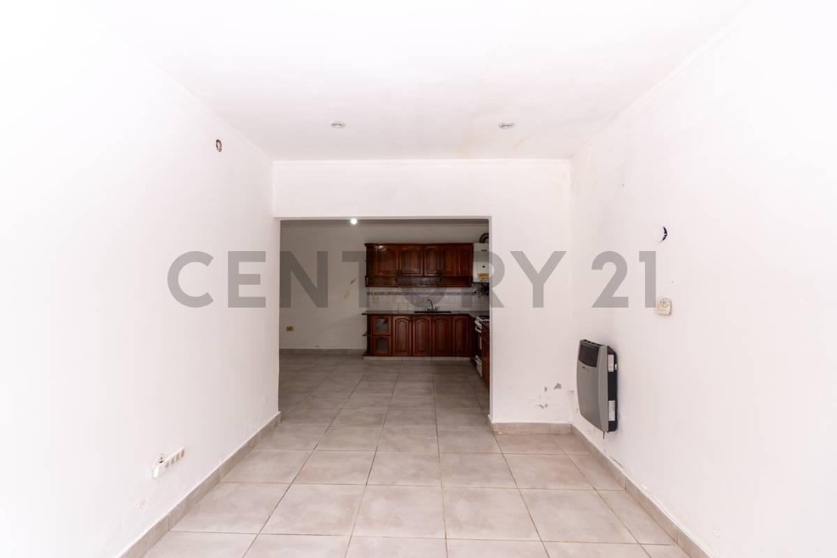 Casa en venta en Ensenada de 2 dormitorios y parque — foto 1