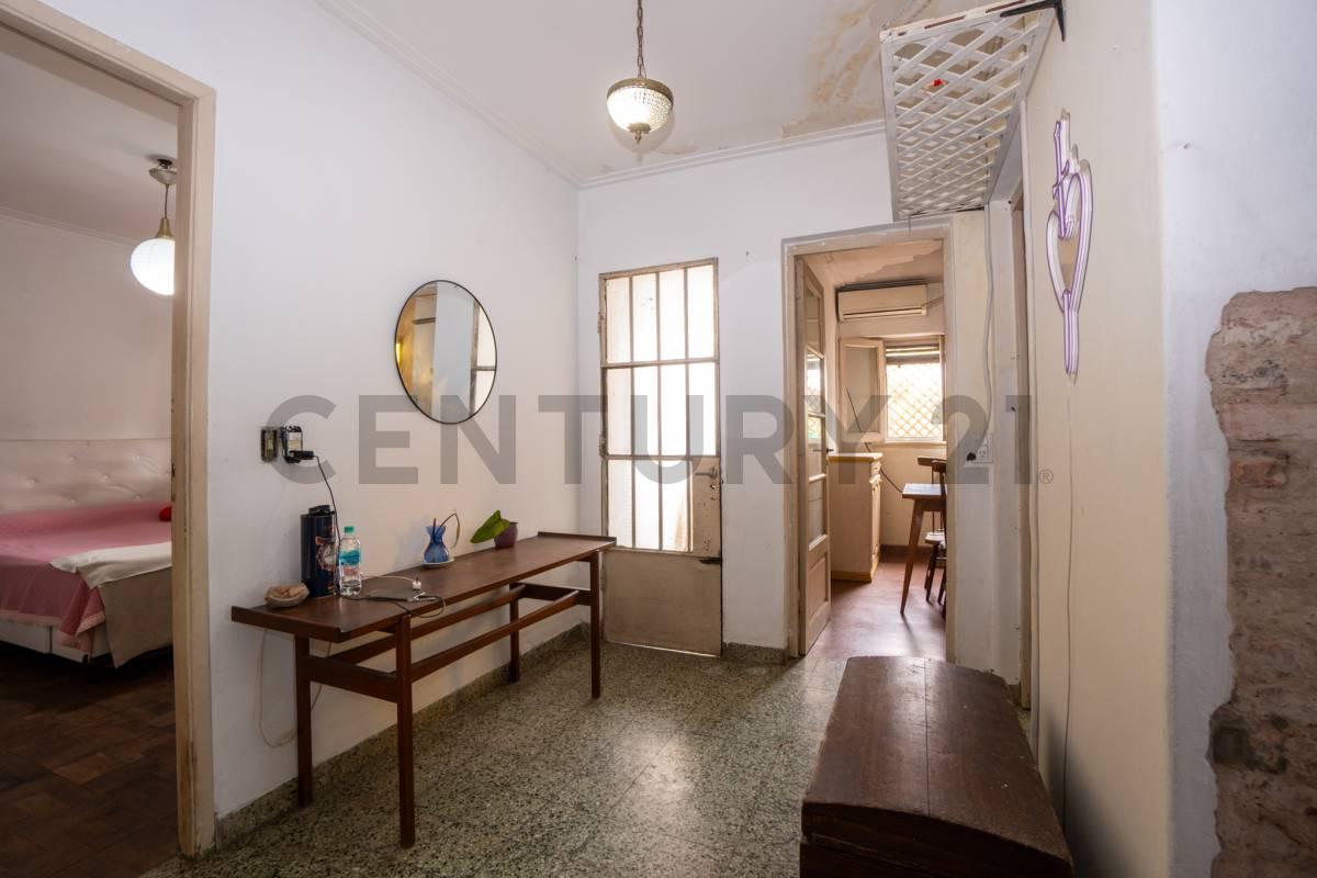 Vendemos PH de 2 dormitorios con terraza y parque propio — foto 1