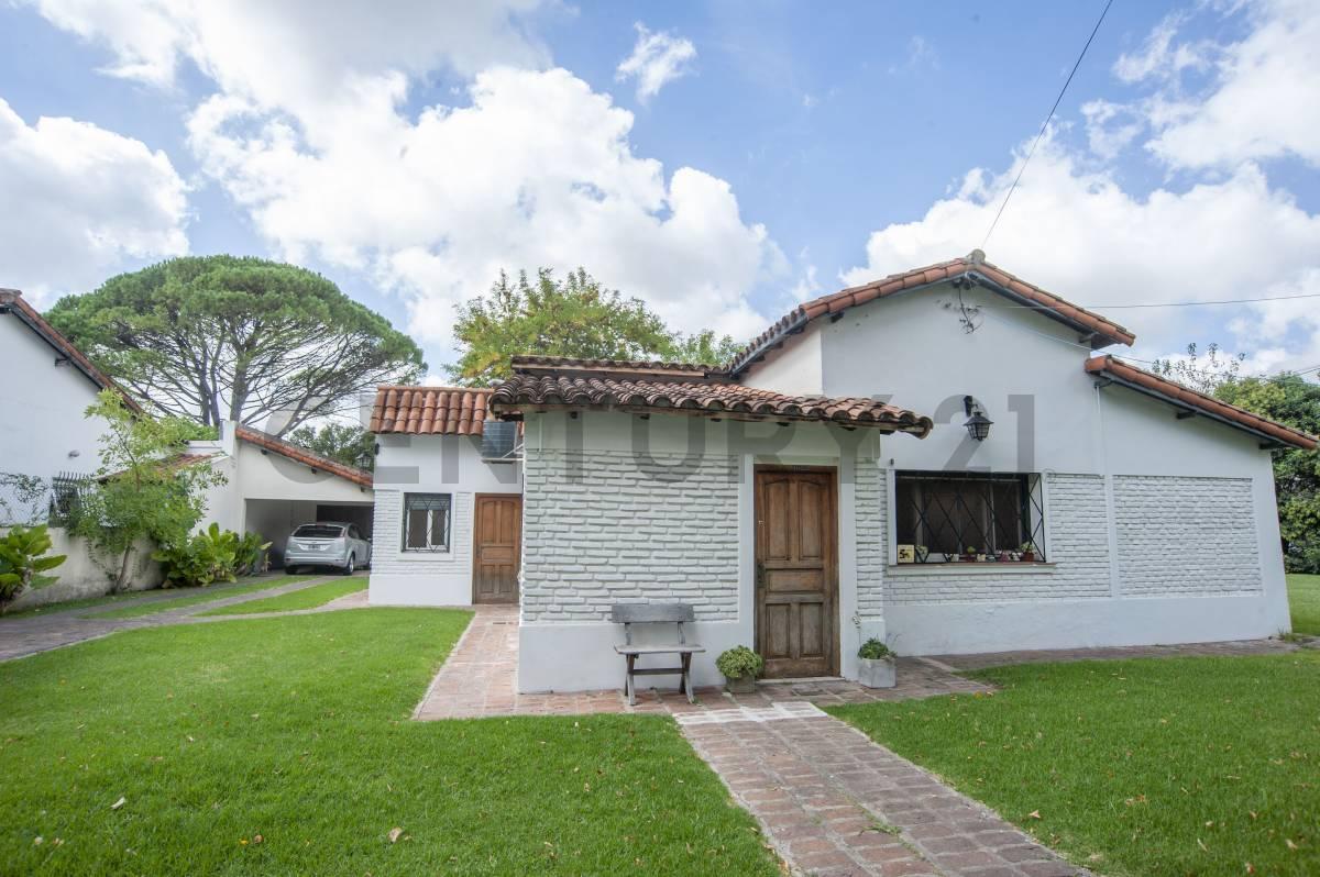 Casa en venta City Bell - entre Caminos - 3 dormitorios - Lote de 700m2 — foto 1