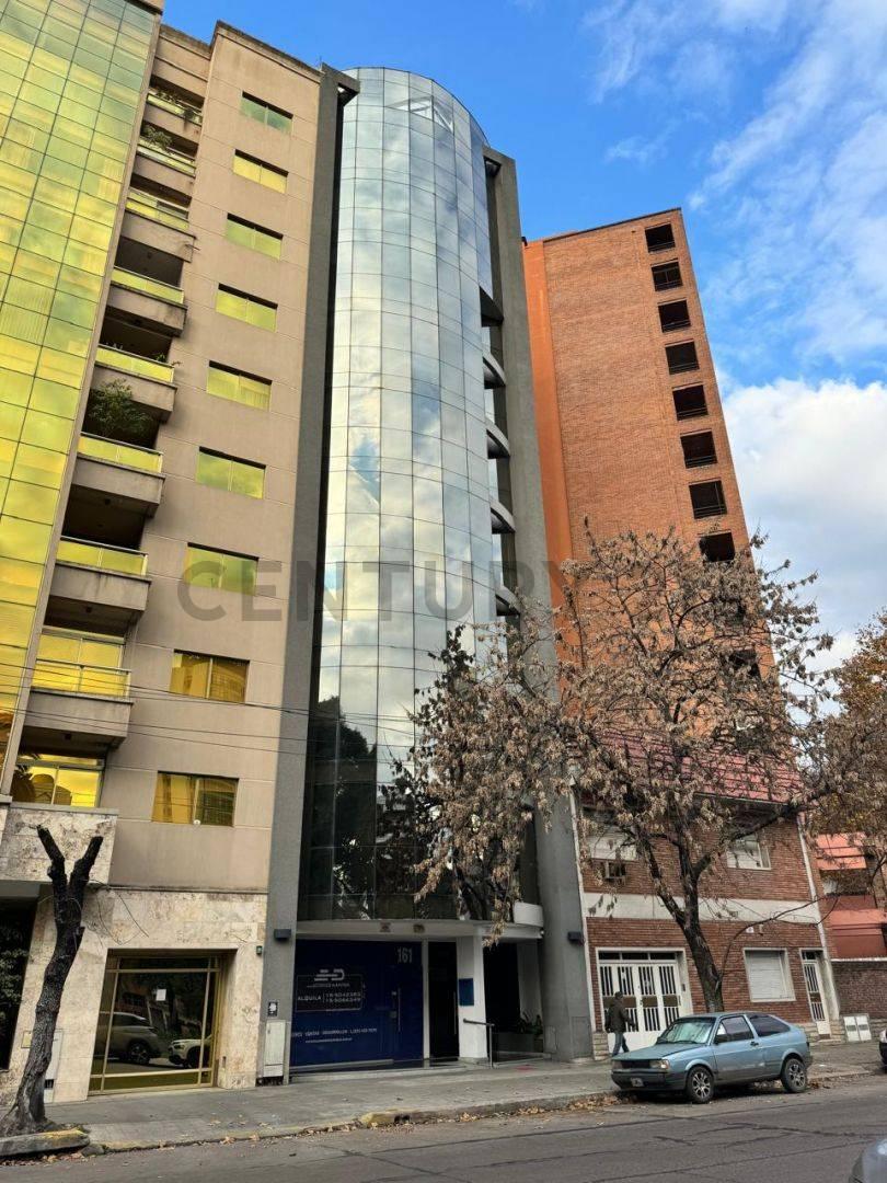 Oficina en Plaza Paso E/ 44 Y 45 — foto 1