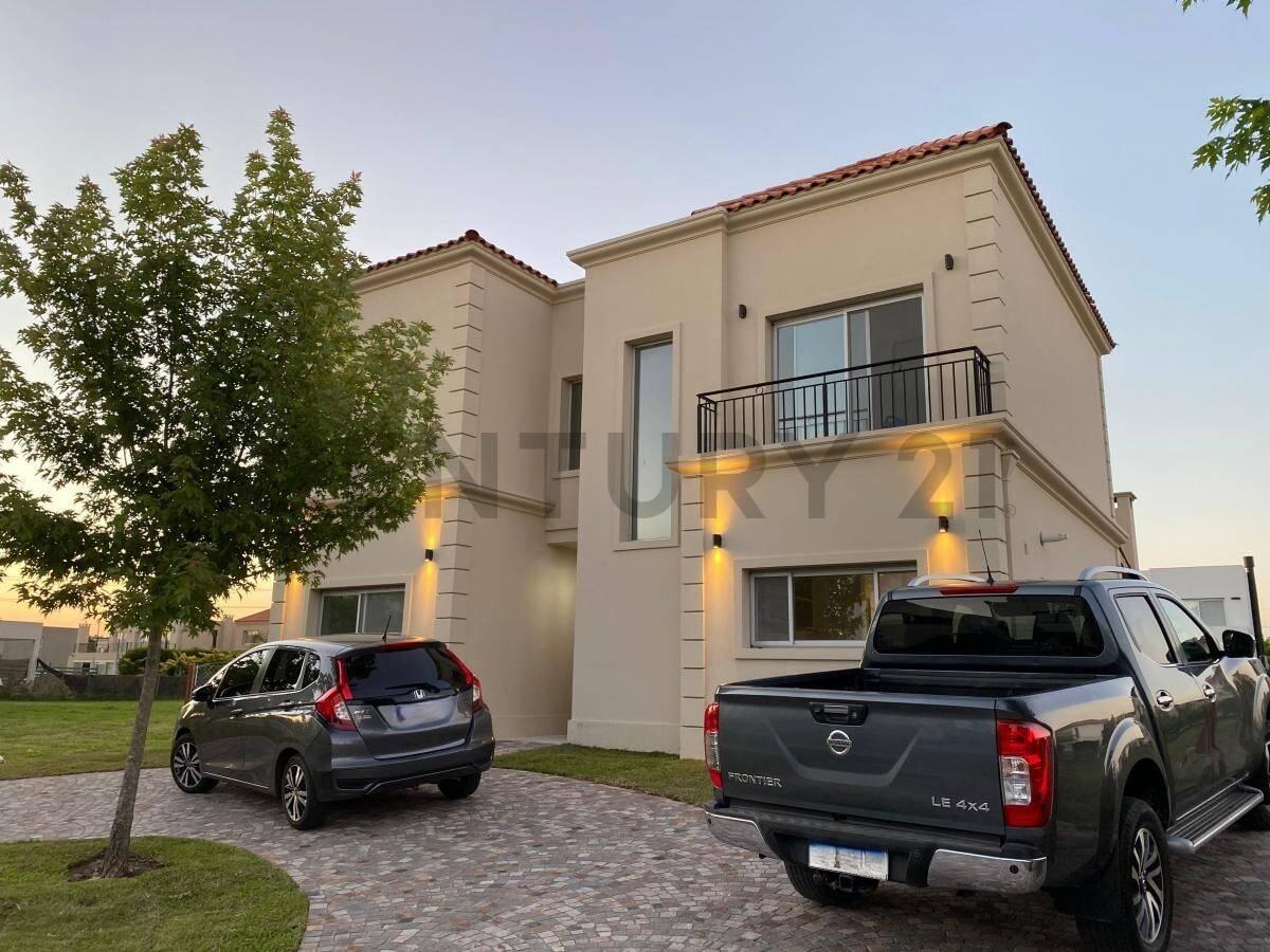 Venta Casa Contemporánea de 5 ambientes sobre lote interno en Barrio Tipas - Nordelta — foto 1