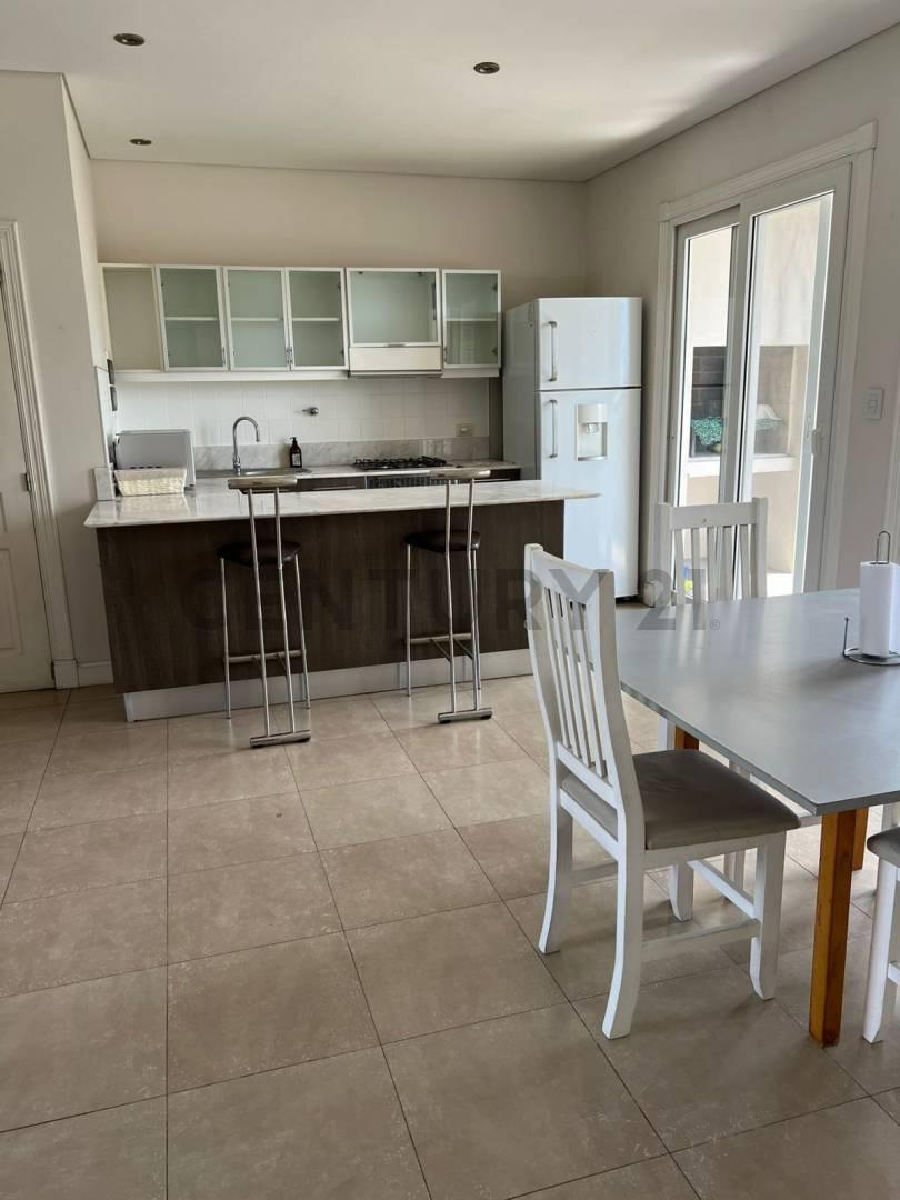 Departamento en alquiler de 3 ambientes en Barrio El Palmar edificio Chateau Nordelta — foto 1
