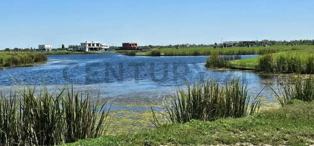 LOTE PUERTO BARRIO AMARRAS NORDLETA — foto 1