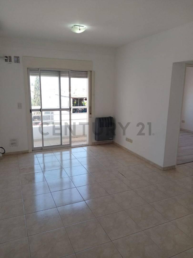 VENTA DEPTO 2 AMB | CON COCHERA | APTO CRÉDITO | RAMOS MEJIA — foto 1