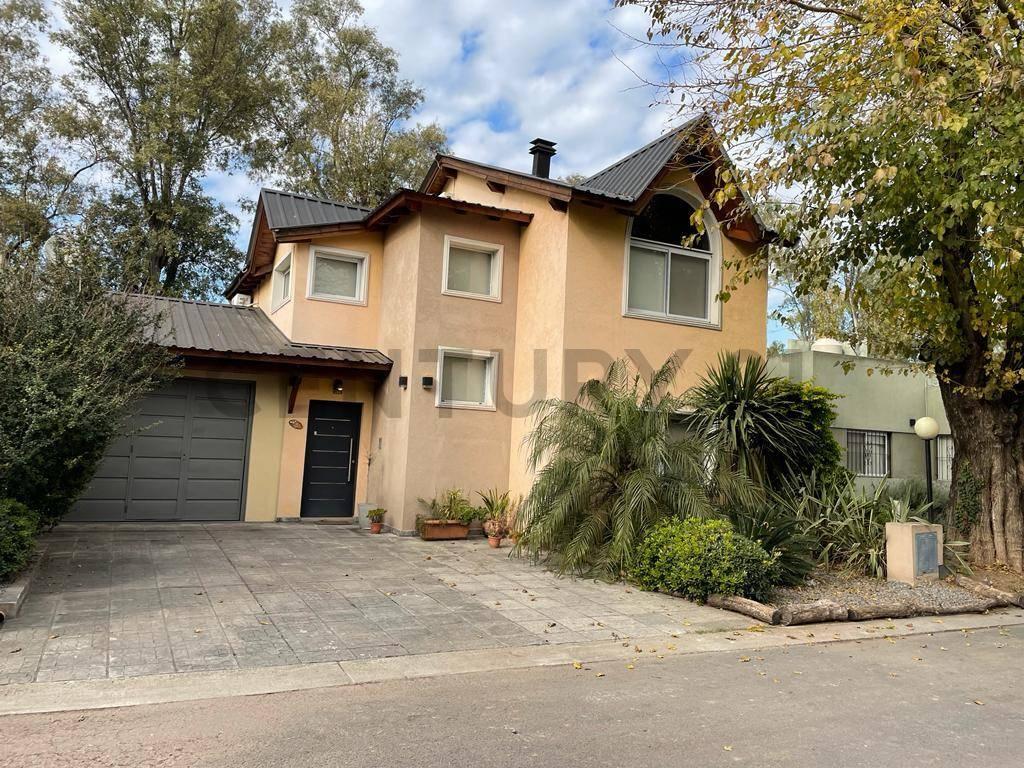 Venta casa 4 ambientes Villa Udaondo Barrio Privado Agustinas I Seguridad Privada APTO CREDITO — foto 1
