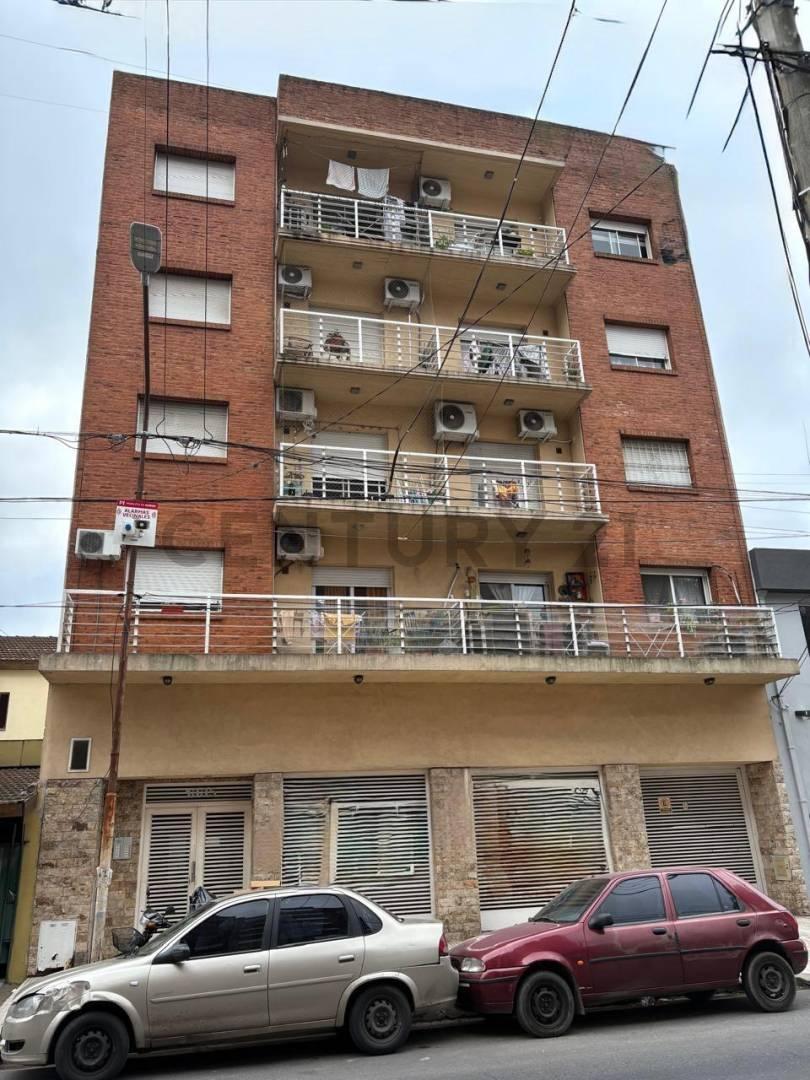Venta departamento 2 ambientes Moron — foto 1