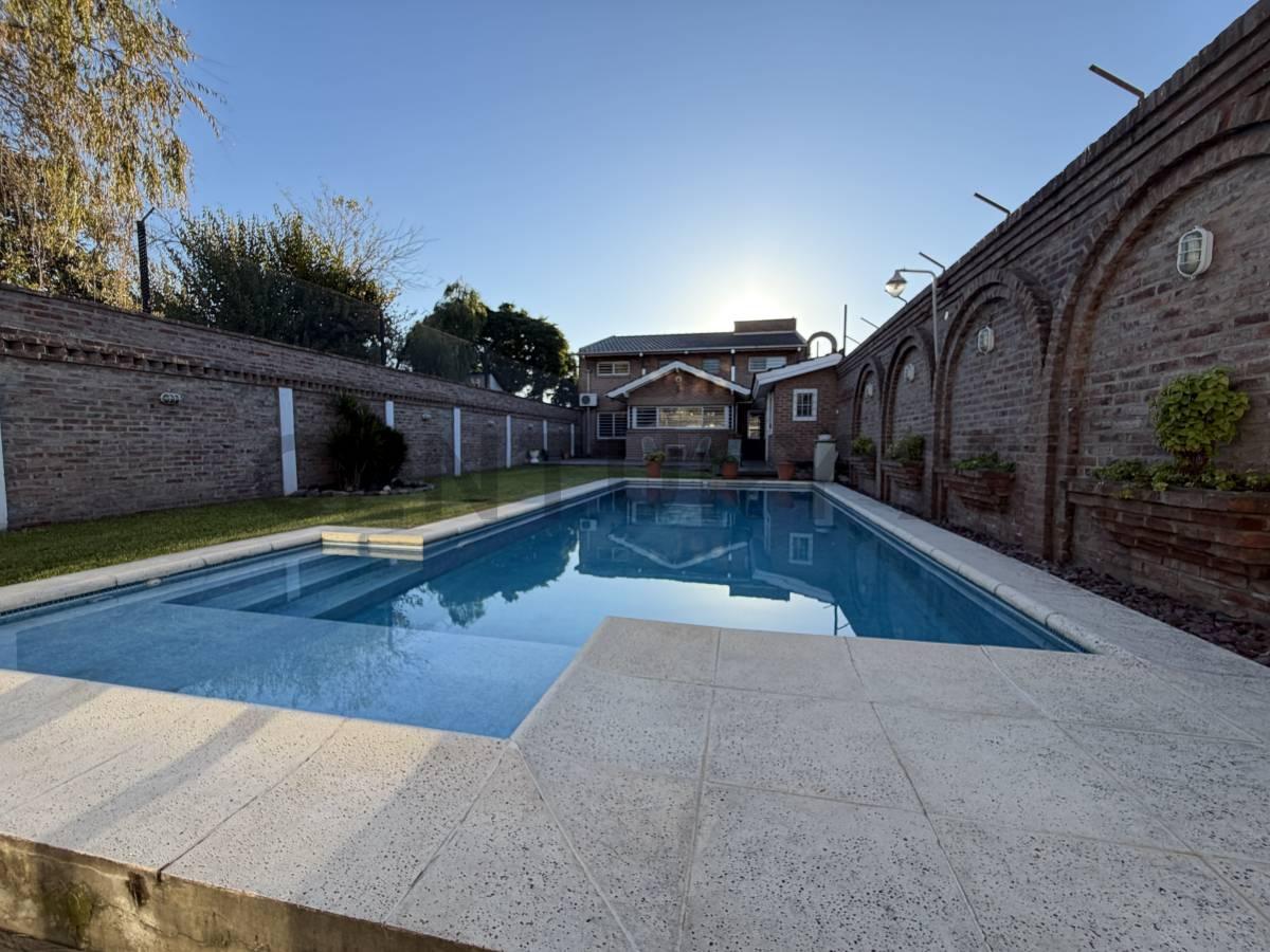 CASA EN VENTA 5 AMBIENTES ITUZAINGÓ NORTE APTO CRÉDITO — foto 1