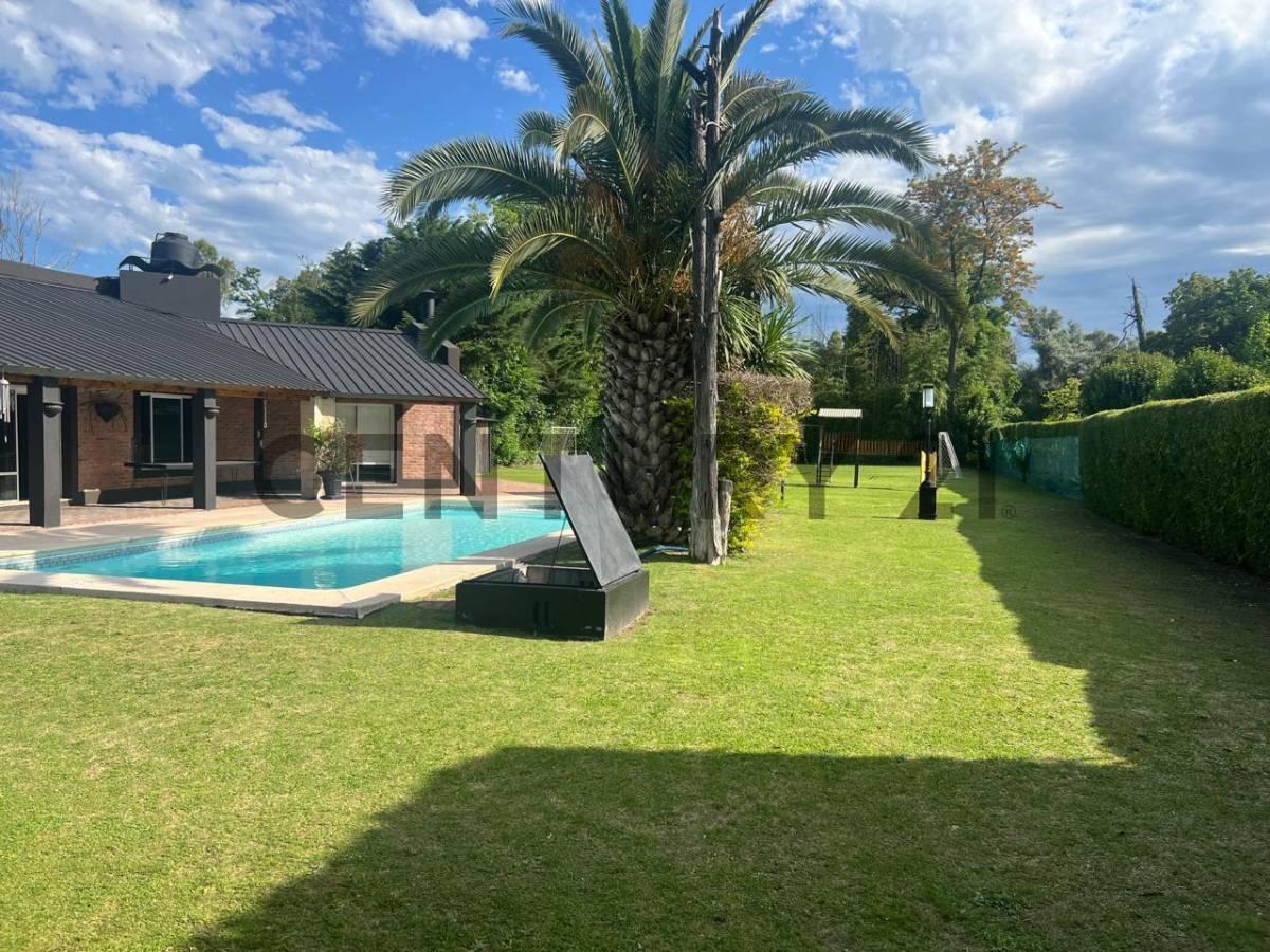 VENTA CASA LA REJA MORENO 4 AMBIENTES CON QUINCHO Y PISCINA — foto 1