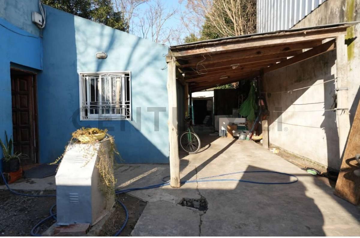 Casa en Arturo Segui con tres dormitorios — foto 1