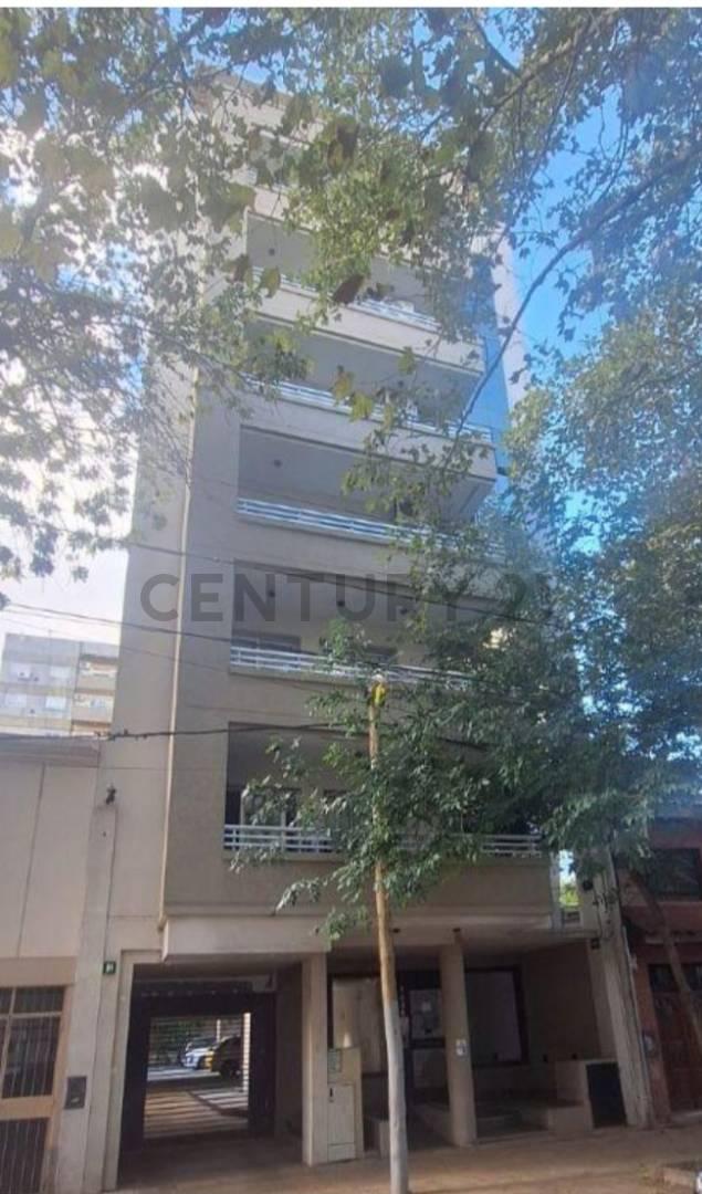 VENTA DEPARTAMENTO 1 DORMITORIO Y BALCON-CALLE 4 ENTRE 61 Y 62 — foto 1
