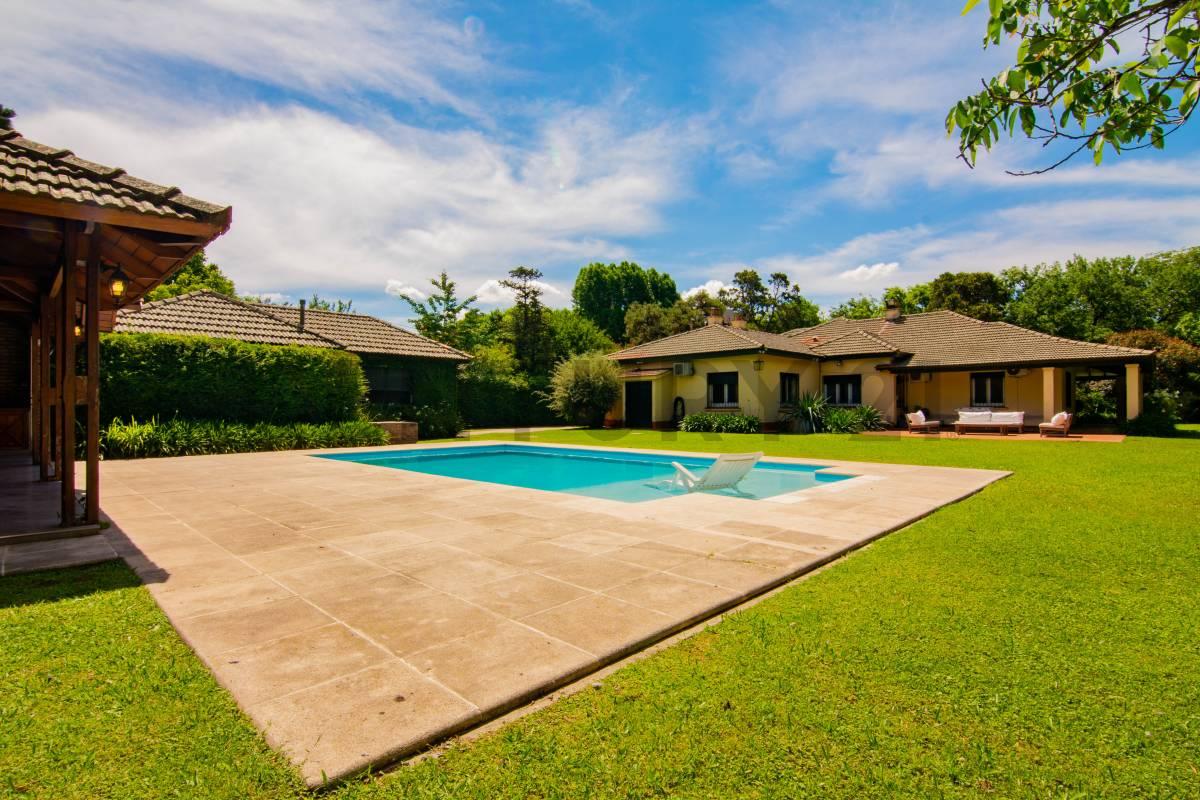 Venta Casa de 5 dormitorios en Fisherton — foto 1