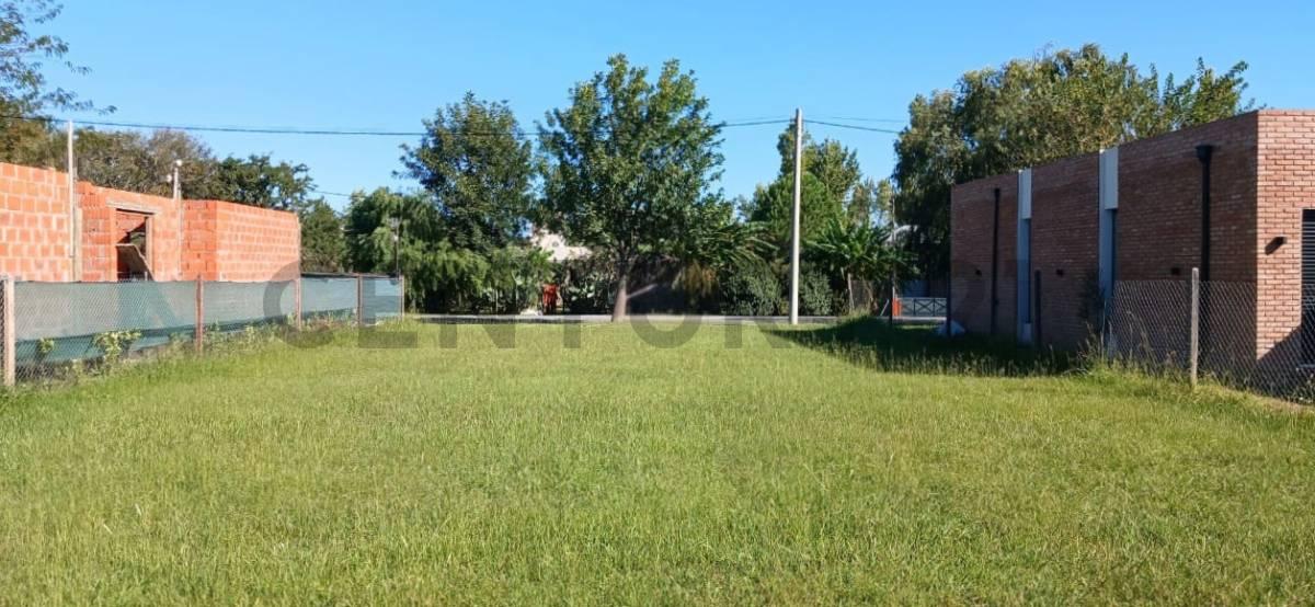 Venta Lote en Barrio Privado Las Casuarinas, Ibarlucea — foto 1