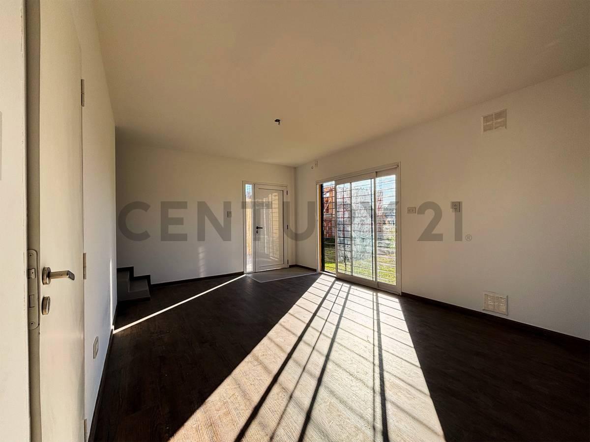 Venta Dos Casas Dúplex de 2 Dormitorios en EcoPueblo, Alvear — foto 1
