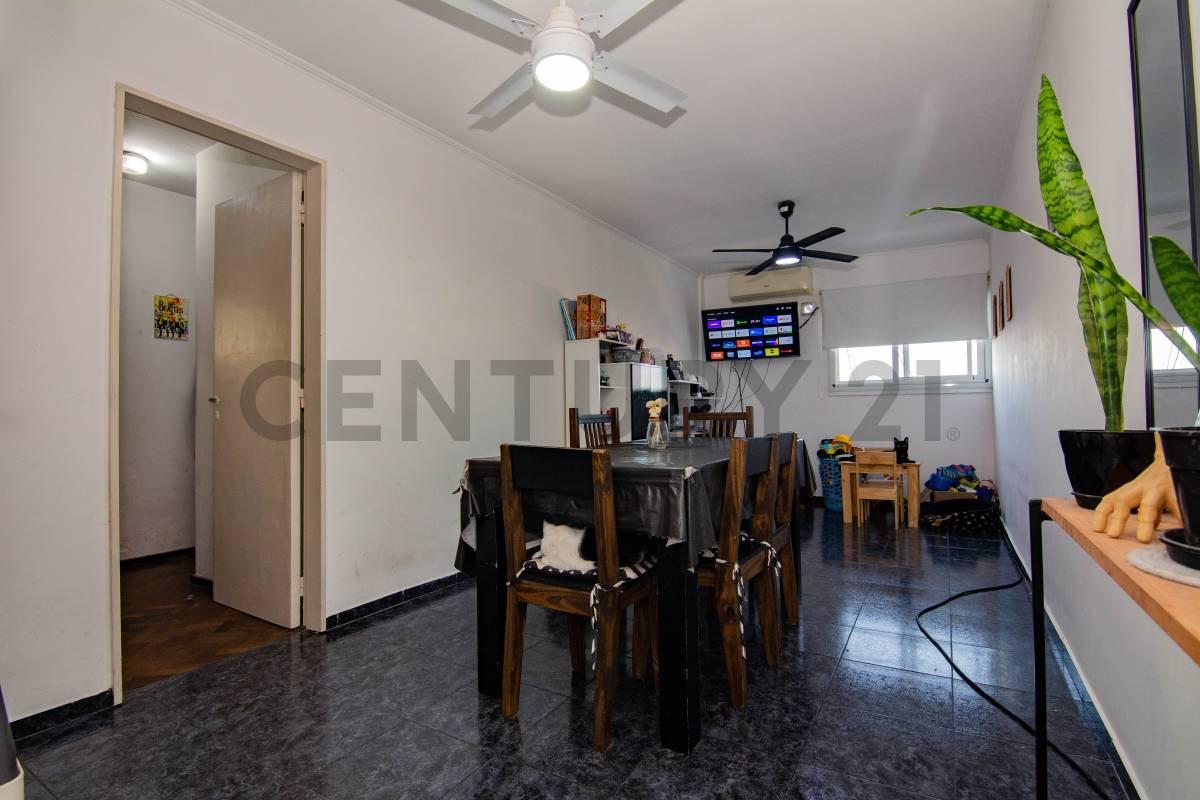 Venta Departamento de 3 Dormitorios en Martin, Rosario — foto 1