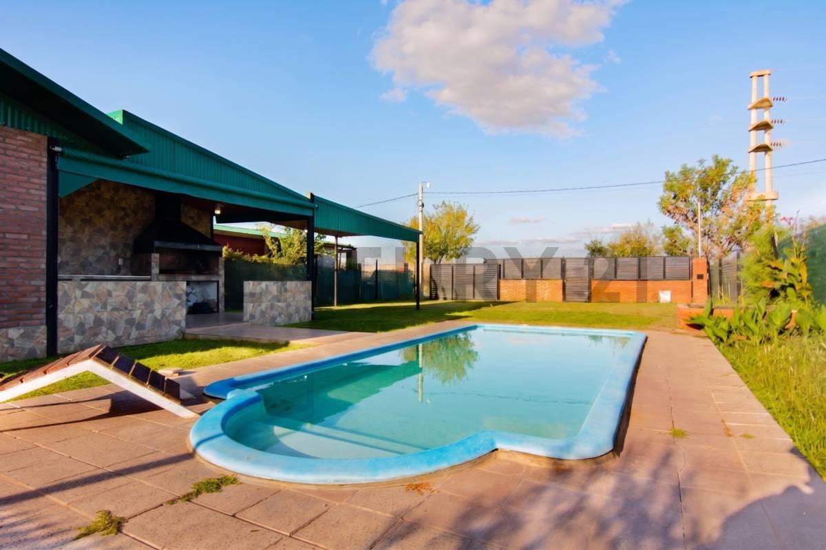 Venta Lote con Monoambiente, pileta y quincho en Punta Chacra, Roldán — foto 1