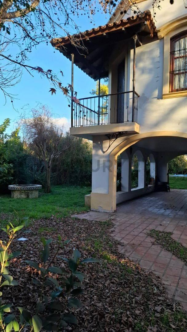 Casa en venta en City Bell de 3 dormitorios — foto 1