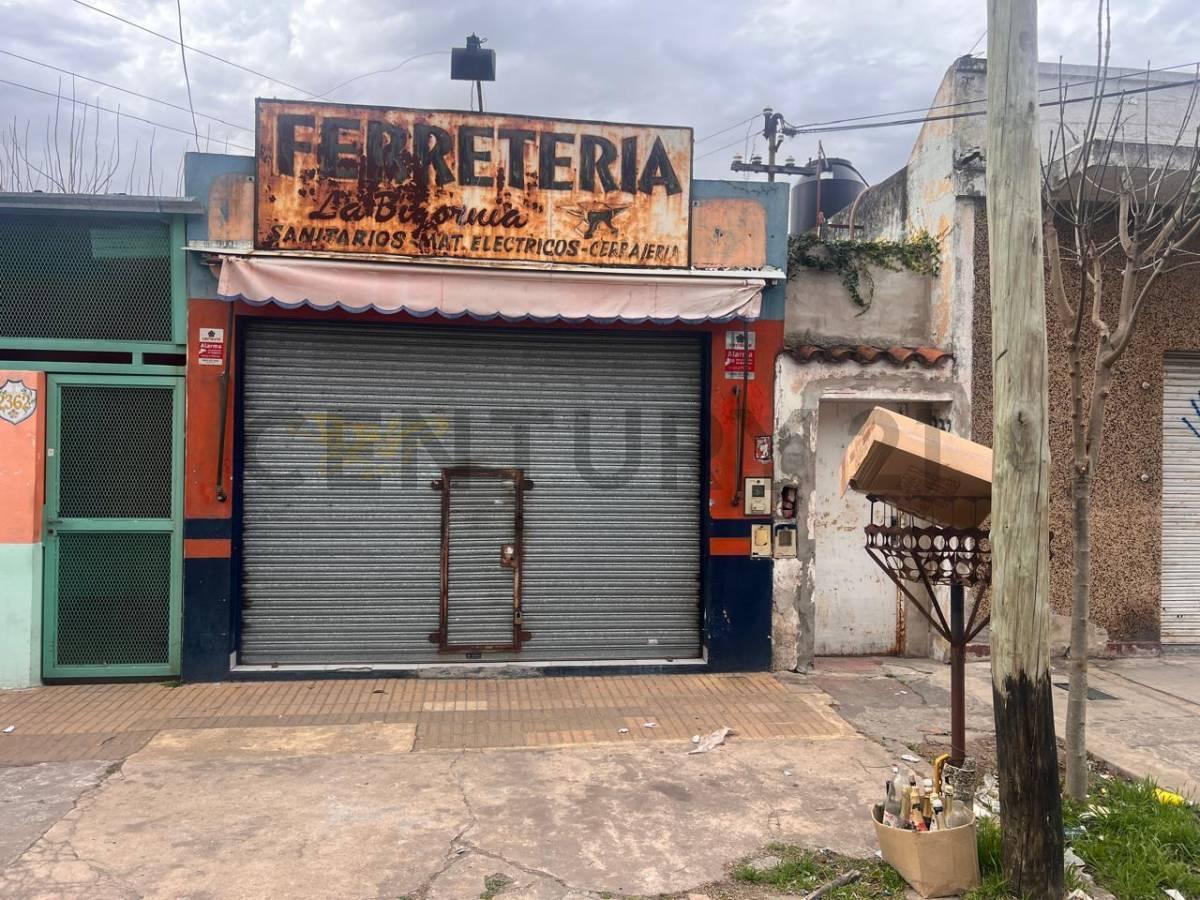 Casa con local en venta Berazategui — foto 1