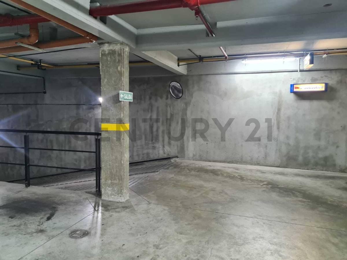 Venta de Cochera en el Centro de La Plata — foto 1