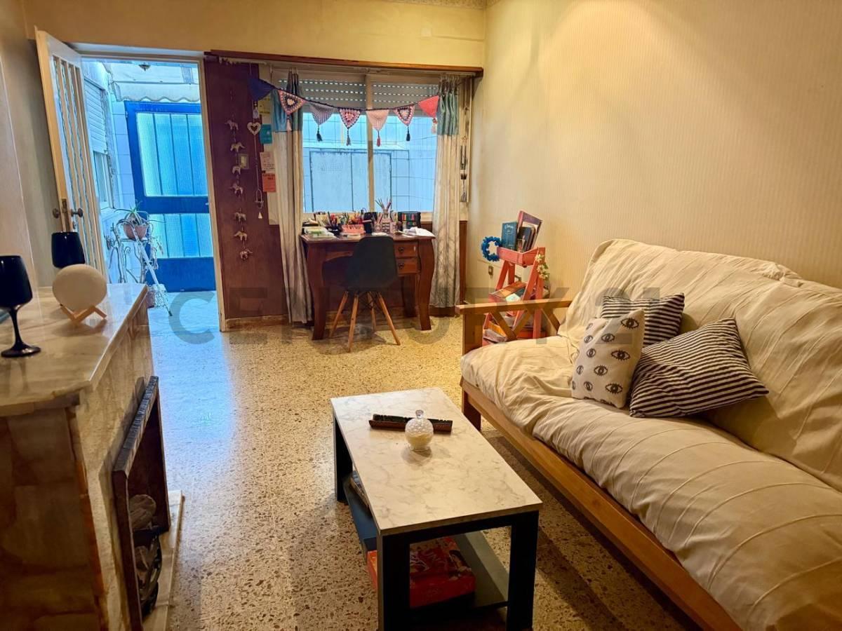 Venta de PH de 2 Dormitorios con patio en La Plata - 59 e/ 23 y 24 — foto 1