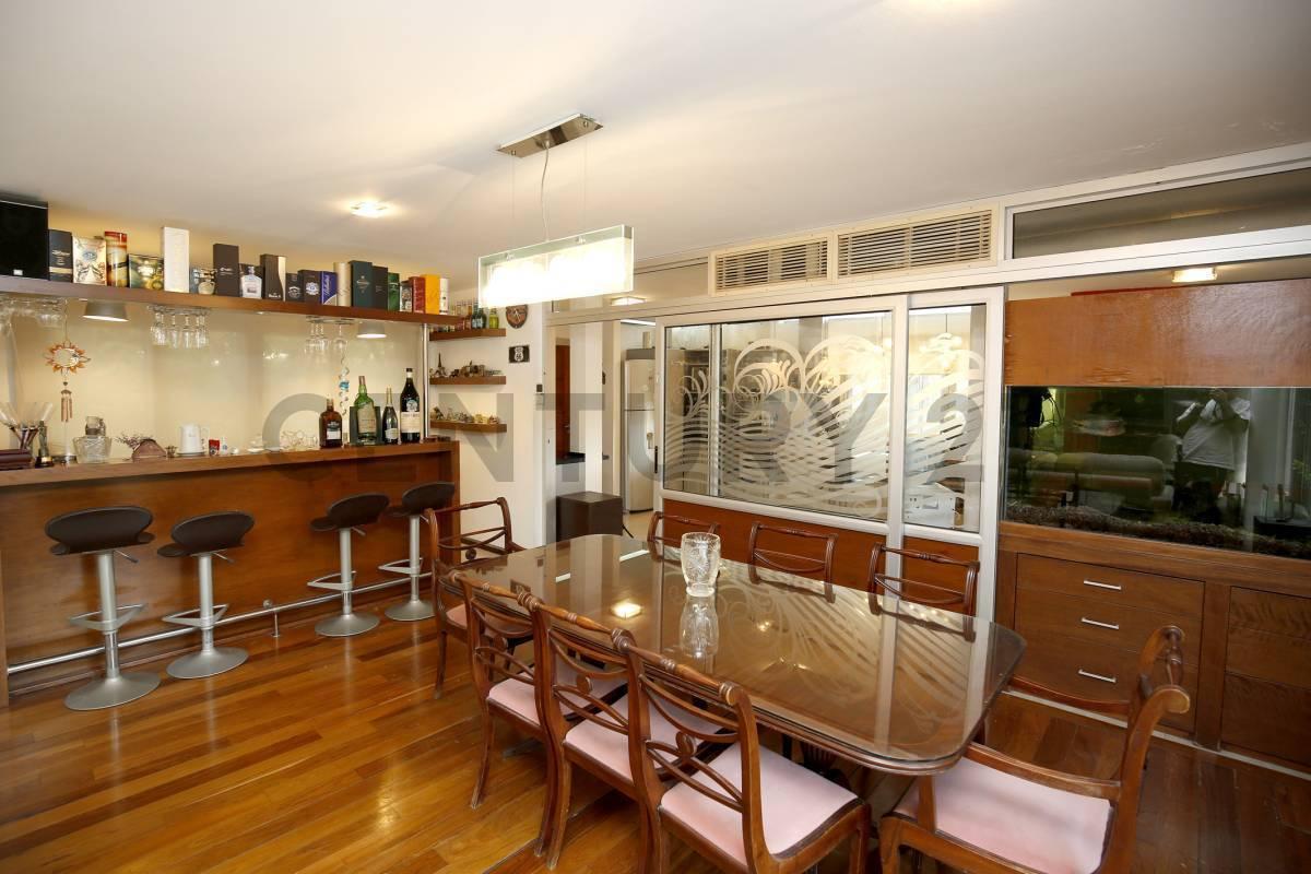 CASA EN VENTA EN BARRIO GRAND BELL 1 CITY BELL — foto 1