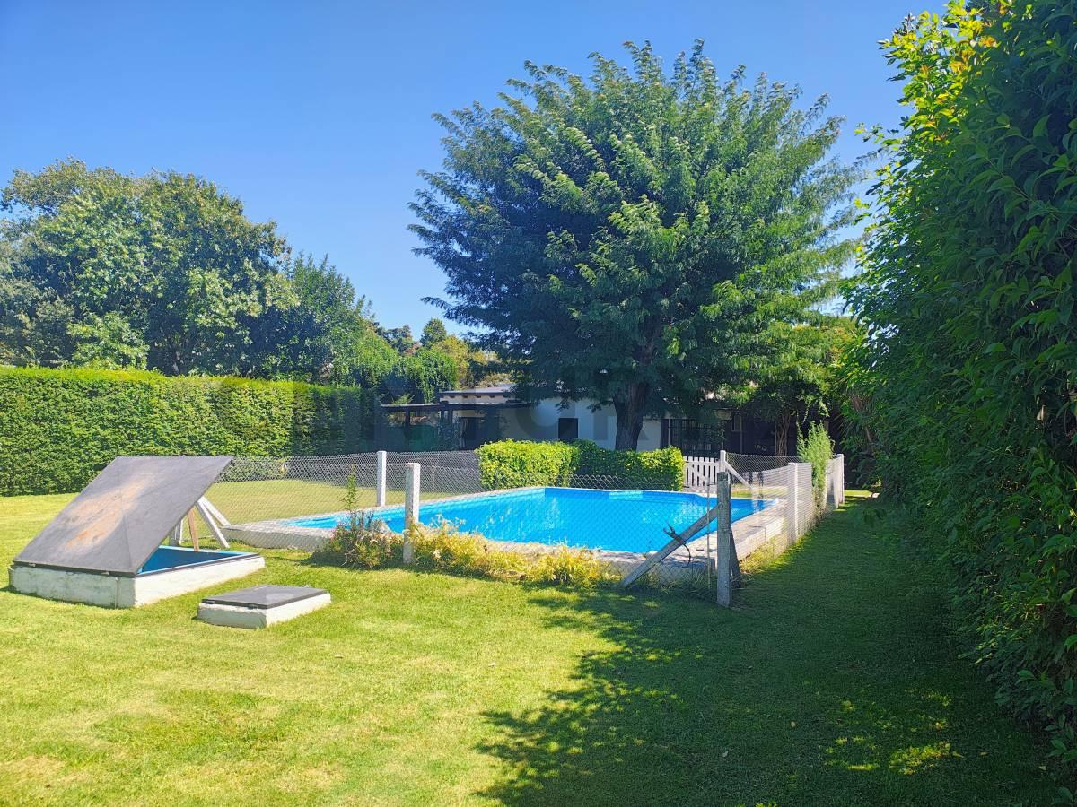 TERRENOS CON QUINCHO Y PILETA EN VENTA LA PLATA — foto 1