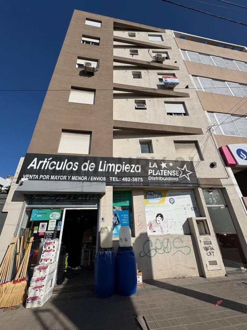 DEPARTAMENTO 2 DORMITORIOS EN VENTA ZONA NORTE LA PLATA — foto 1