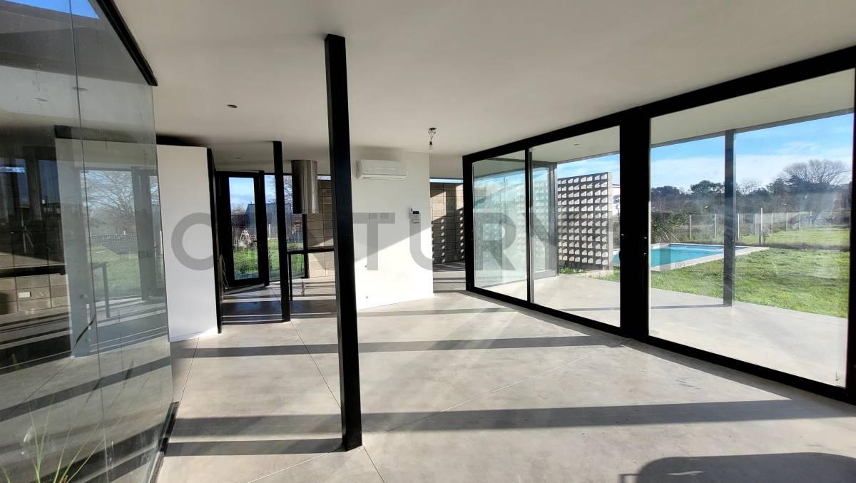 Venta de casa en City Bell La Plata Barrio La Clementina — foto 1