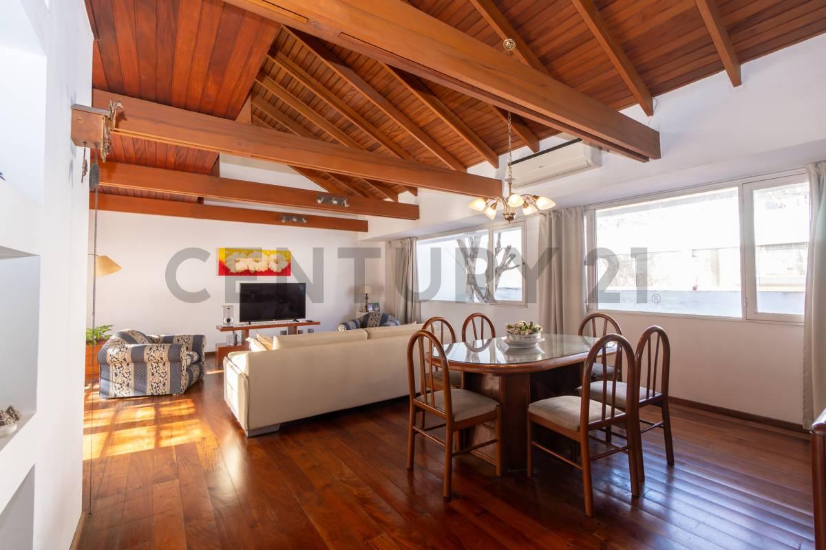 Casa en venta - La Plata - Barrio Norte — foto 1