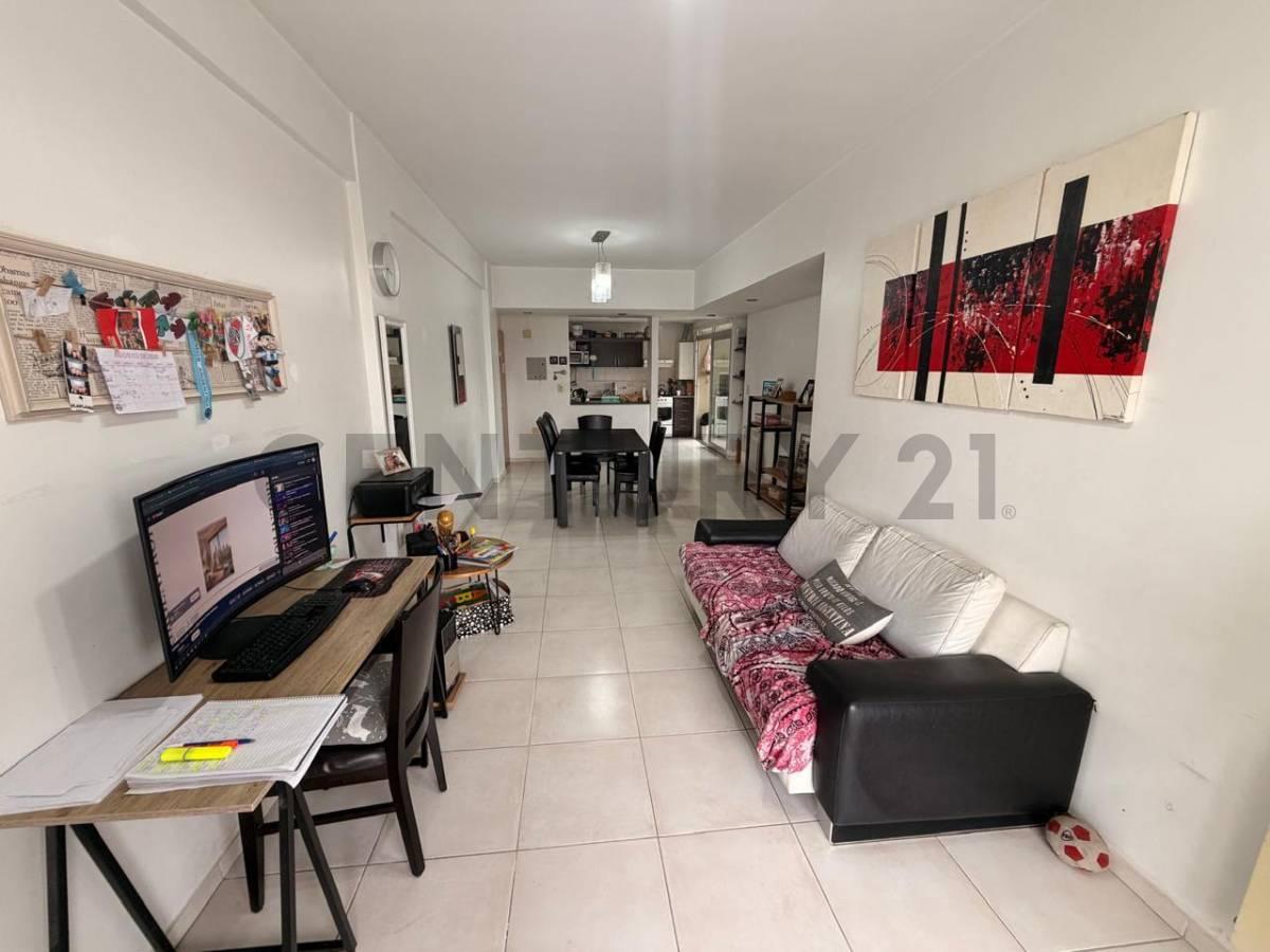 DEPARTAMENTO DE 2 DORMITORIOS + ESCRITORIO — foto 1