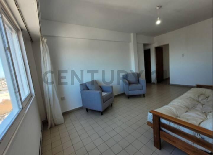 Venta de Departamento de dos dormitorios con cochera — foto 1