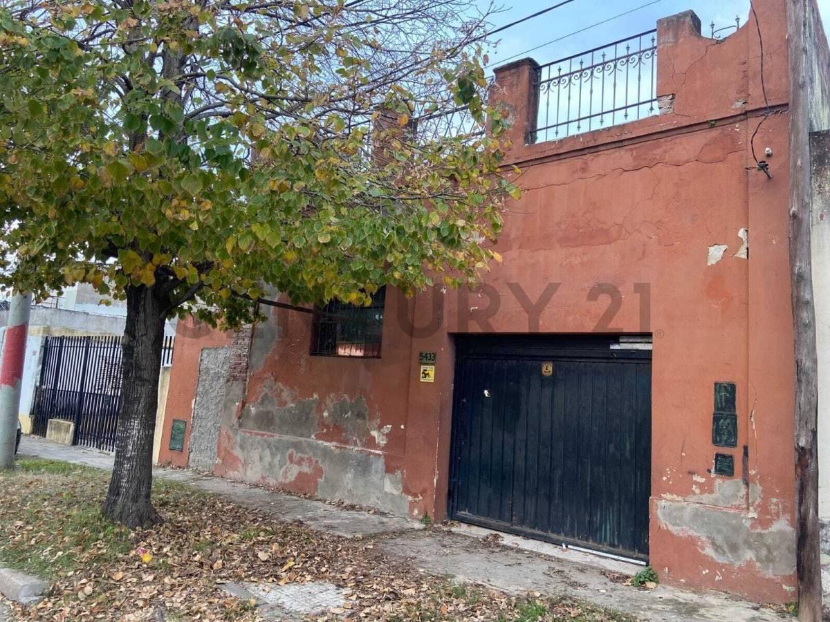 venta casa a reciclar 2 dormitorios — foto 1