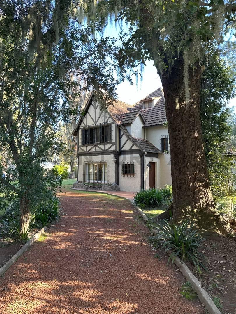 Se vende El Chalet Rafael Candia en la exclusiva zona de La Florida — foto 1