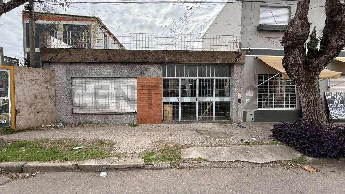 Venta casa a reciclar 3 dormitorios | Barrio Roque Sáenz Peña — foto 1