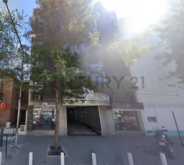 VENTA DE 2 DEPARTAMENTOS EDIFICIO LIBERTADOR — foto 1