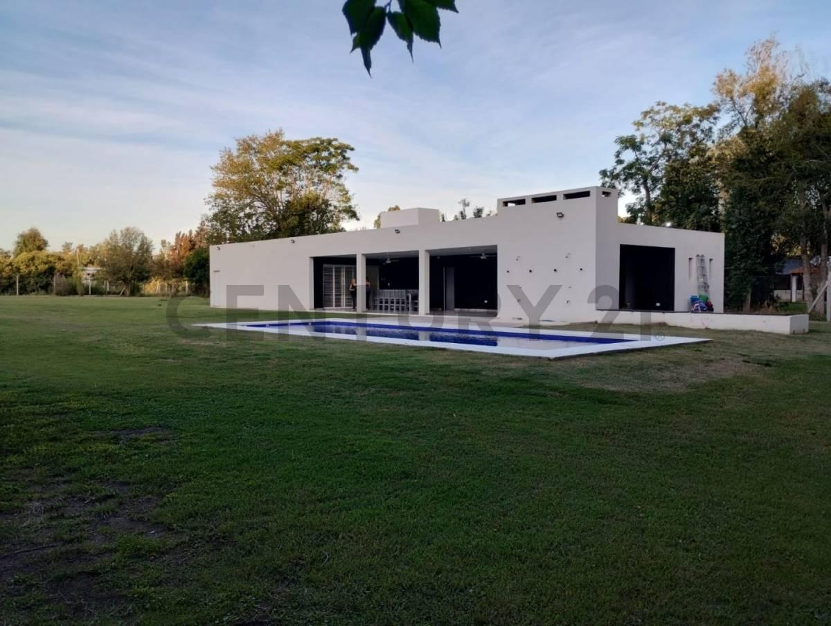 LOS ZORZALES Y LAS CALANDRIAS, CASA QUINTA EN VENTA DE 4 DORMITORIOS, ALTURA KM 52 RUTA 2, BRANDSEN. — foto 1