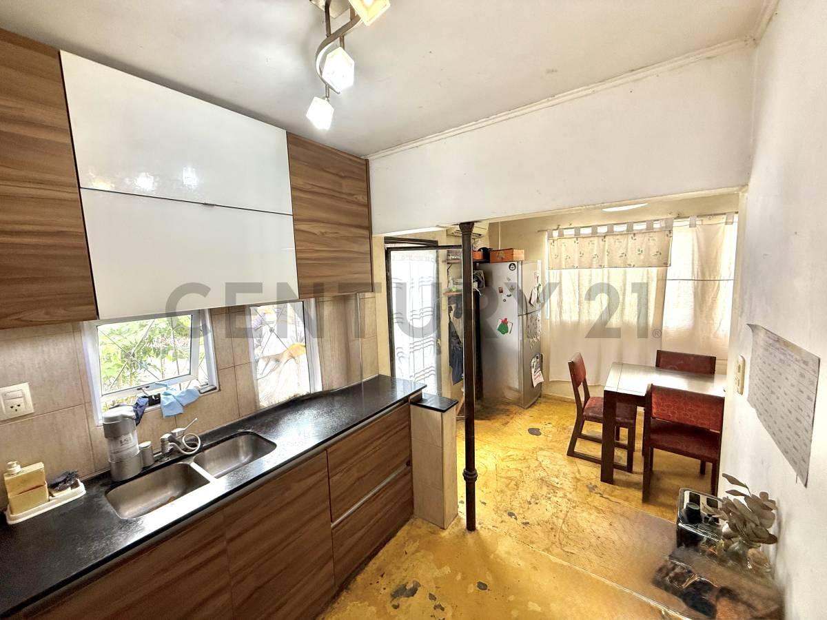 49 E/ 132 Y 133 - PH A LA VENTA DE 2 DORMITORIOS — foto 1