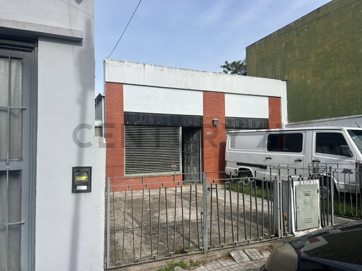 CASA EN VENTA 63 132 Y 133 3 DORMITORIOS. LOTE DE 374 MTS. — foto 1