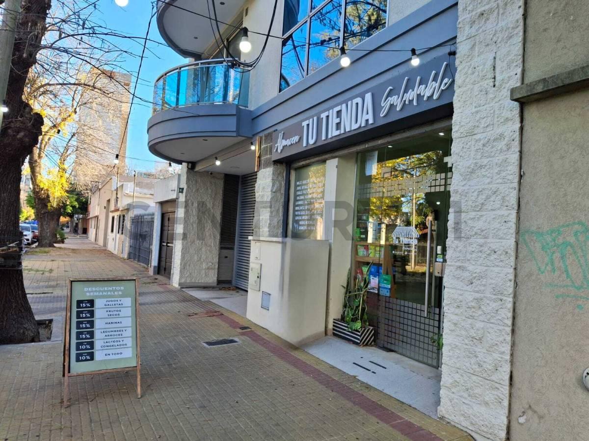 54 entre 21 y 22 - VENTA DE FONDO DE COMERCIO — foto 1