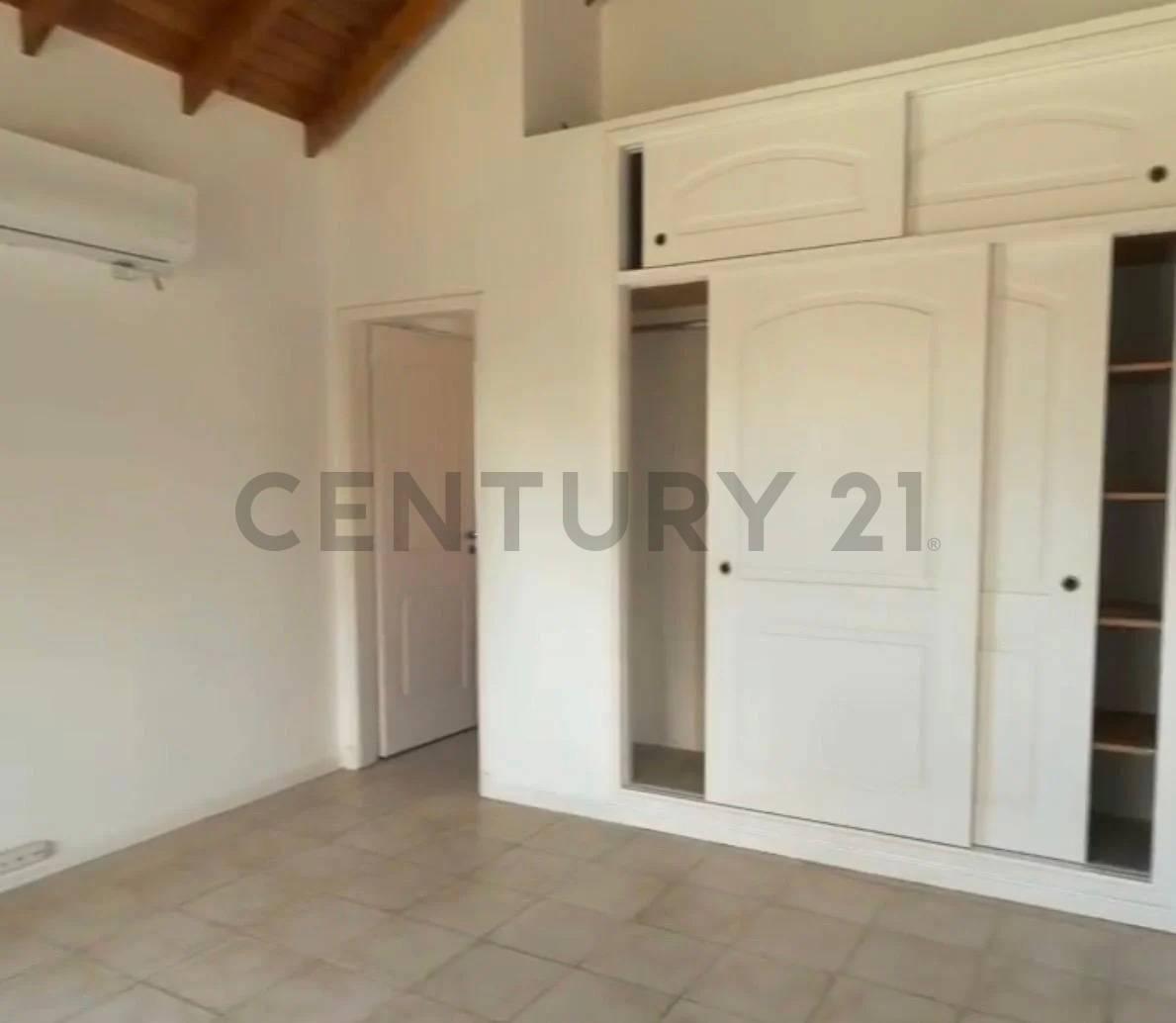 Casa en Alquiler Anual. Santa Barbara. Lote Interno con excelente orientación — foto 1