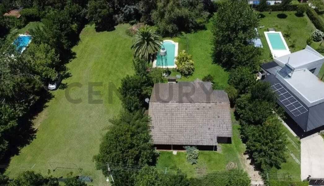 Parque Exaltación. Casa con 3 dormitorios, 2 baños completos. APTA CREDITO — foto 1