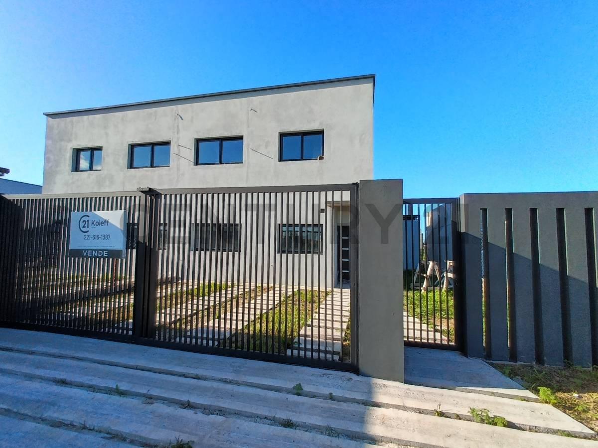 Casa en venta — foto 1
