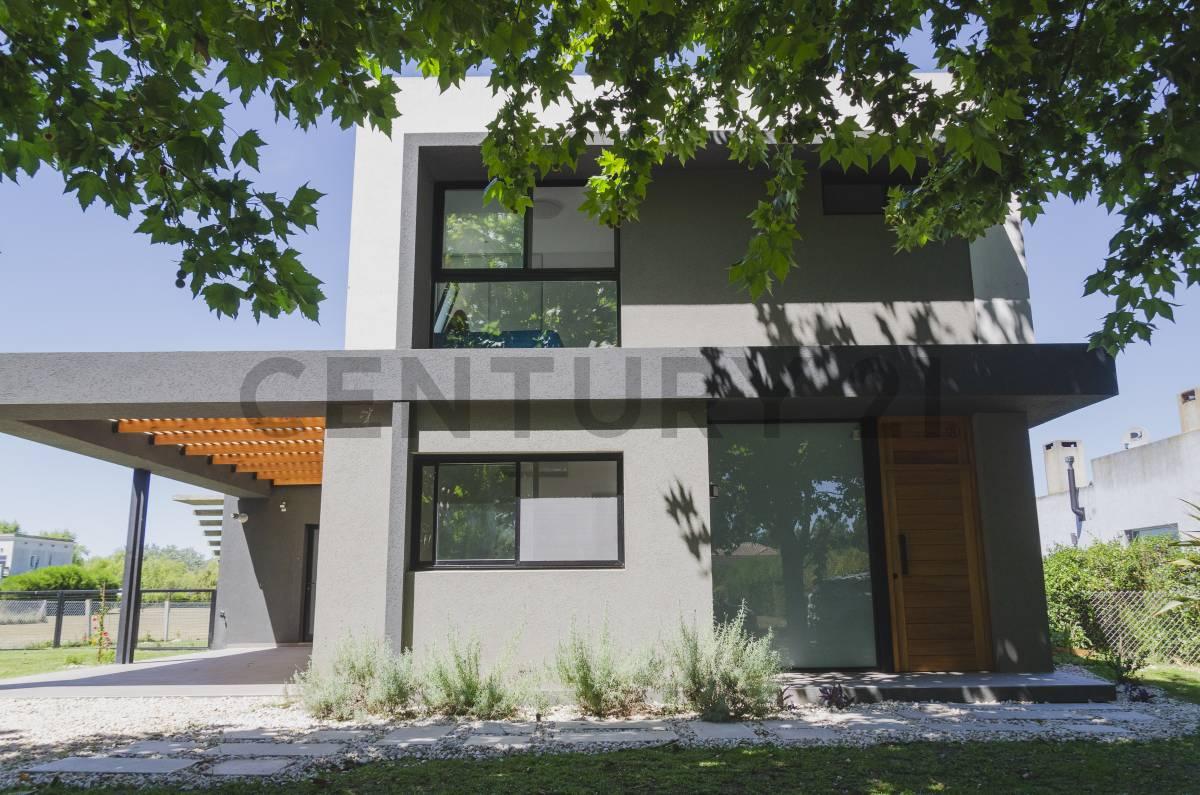 Casa en venta en Haras del Sur II — foto 1