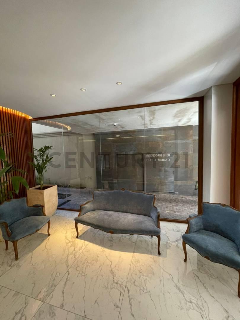 44 entre 11 y 12. Departamento de categoría en venta, 3 dormitorios — foto 1