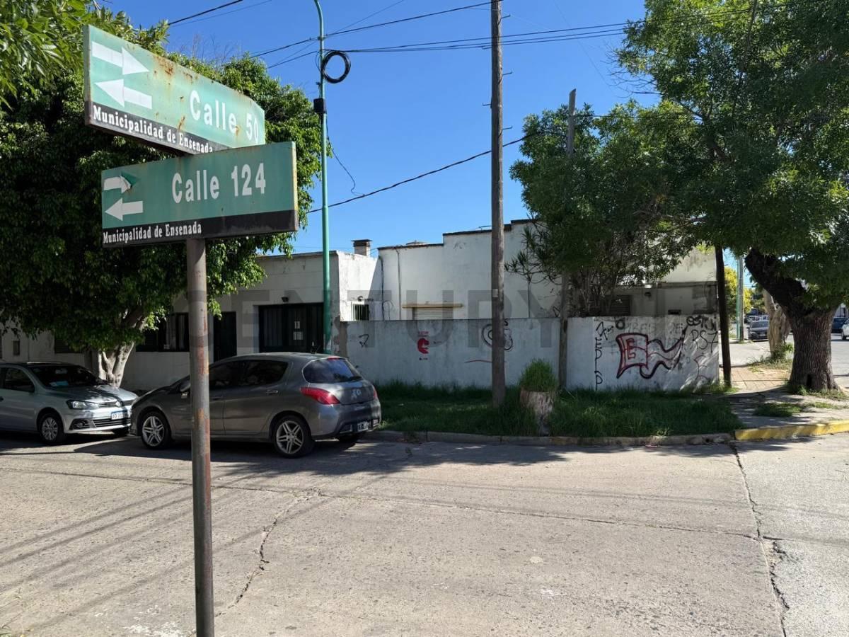 Casa en venta en esquina calle 124 y 50 — foto 1