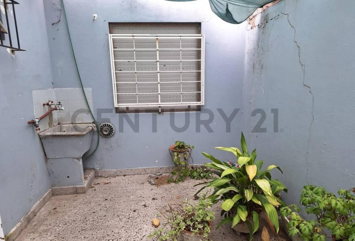 25 entre 70 y 71. La Plata. Ph de 1 dormitorio en venta — foto 1