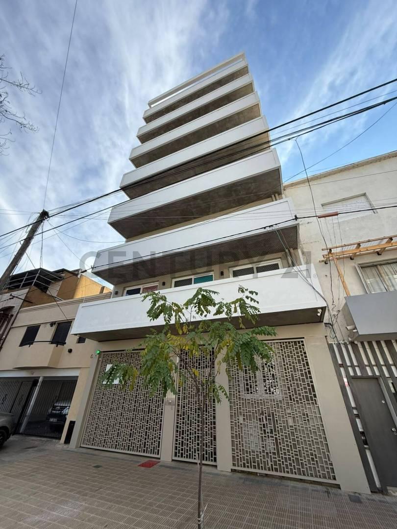 Venta Departamento Dos Dormitorios. Diagonal 77 entre 11 y 12. — foto 1