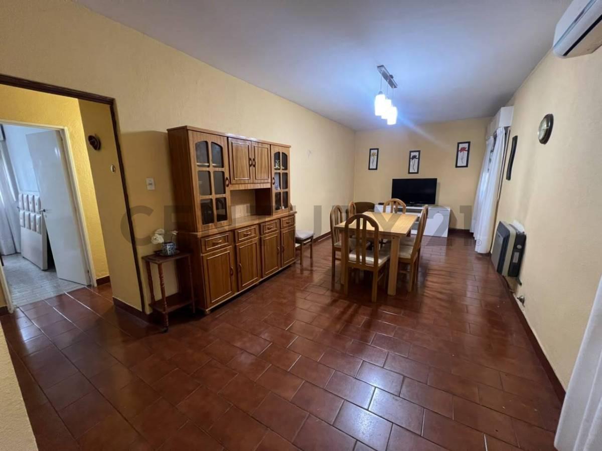 Departamento de TRES (3) dormitorios en venta| Calle 12 esq. 78. — foto 1