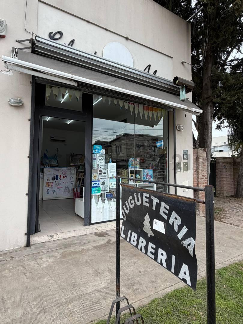 FONDO DE COMERCIO EN VENTA - LIBRERIA Y JUGUETERIA - CITY BELL — foto 1