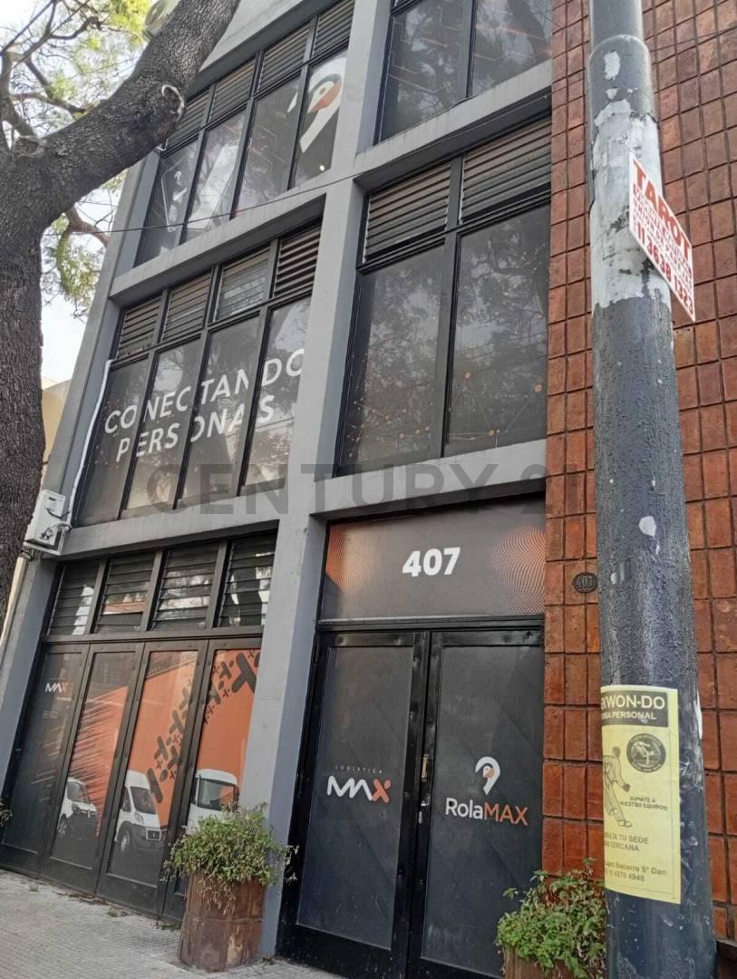 Venta edificio oficinas en Liniers — foto 1