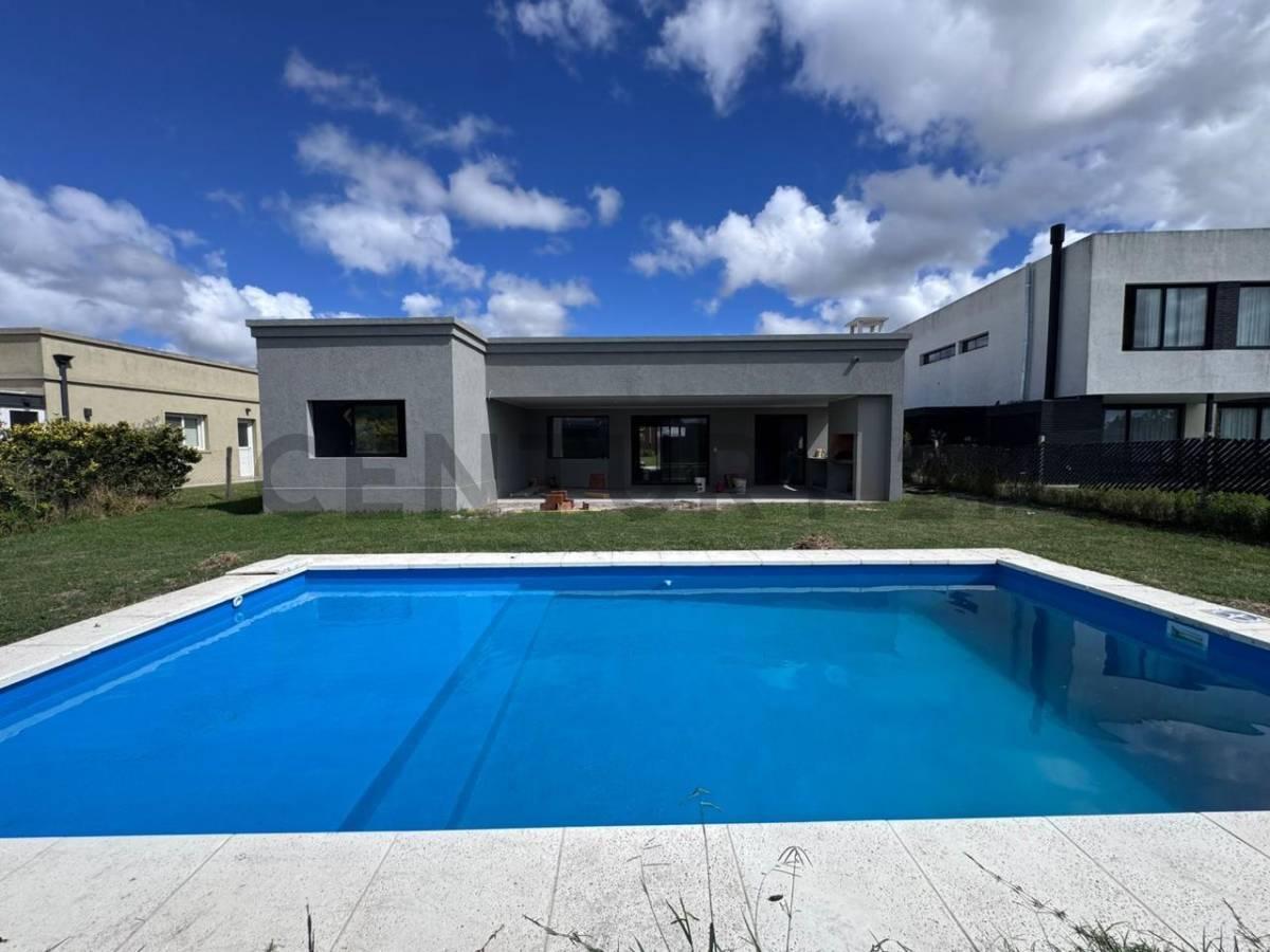 Venta Casa El Canton Norte A ESTRENAR ! — foto 1